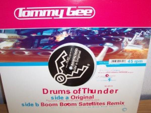 Tommy Gee - Drums Of Thunder